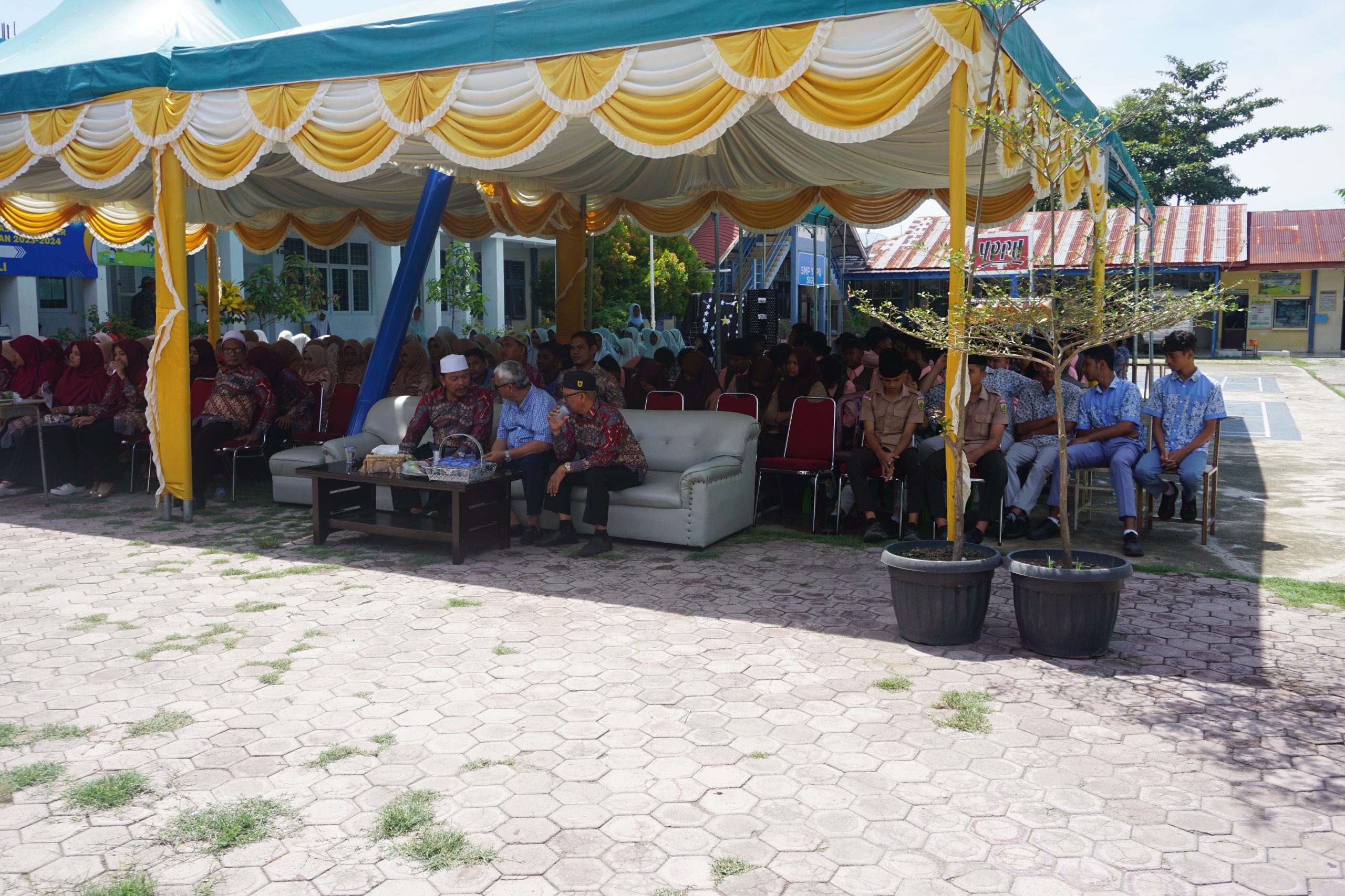 SMP YYPU Mengadakan Acara Perpisahan yang Berkesan