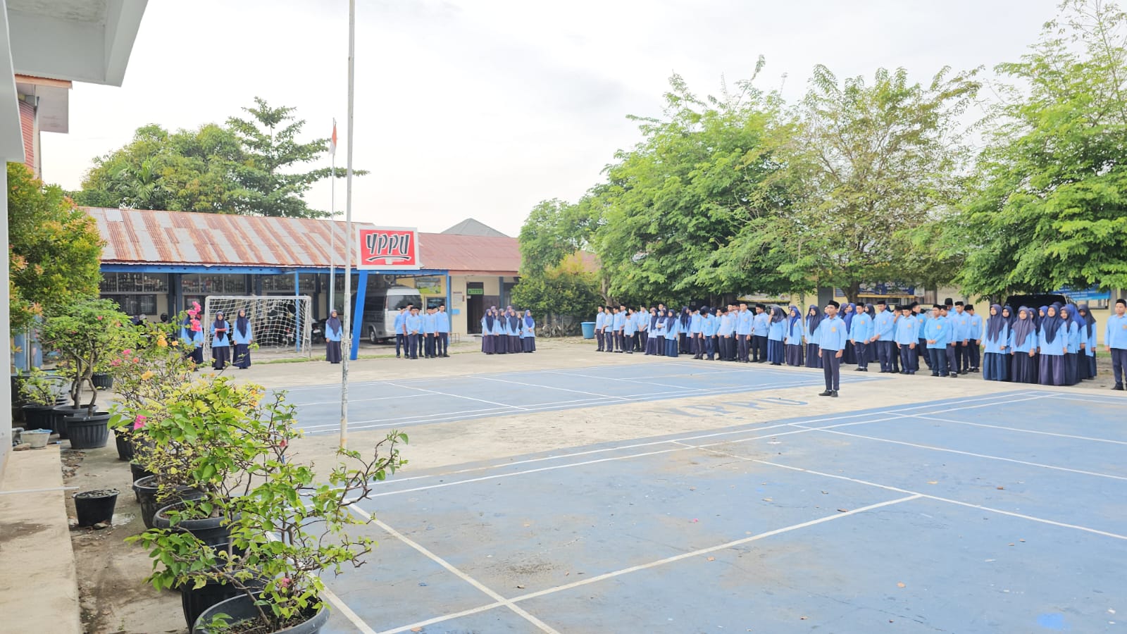 SMP Unggul YPPU Meriahkan Hari Pendidikan Nasional dengan Upacara